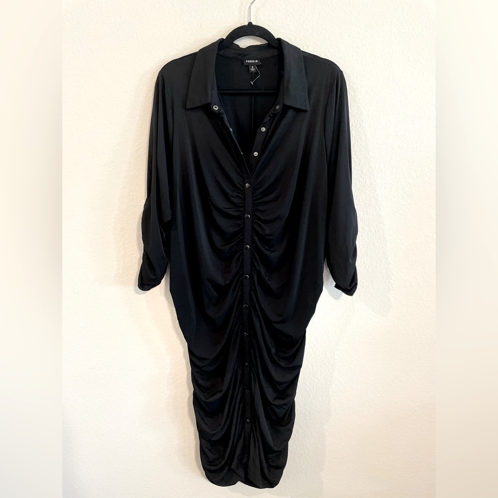 Torrid Women's Stretch Midi Dress 3X Black Gathered Button Front Longline Fitted